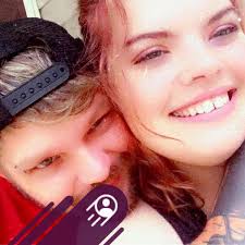 Why do some men not want to show off their girlfriends