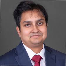 With my graduation from the University of Illinois Urbana-Champaign this  May it is time to make plans for the future…