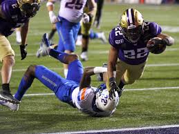 Students in the art and architecture studio will have the. Washington Huskies Running Back Cameron Davis
