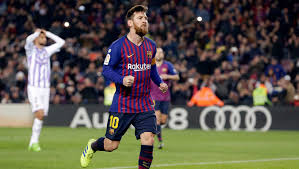 Ousmane dembele scores a dramatic late winner to give barcelona victory over real valladolid and a huge boost in their la liga title challenge. Barcelona 1 0 Real Valladolid Report Ratings Reaction As Messi Penalty Hands Blaugrana Victory 90min