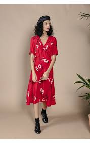 Retrouvez la robe toscane de grace et mila dans le shop de la boutik, concept store et vente de vêtements pour femmes en ligne. Robe Rouge Grace Et Mila 64 Remise Www Muminlerotomotiv Com Tr