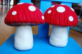 Felt Mushroom Tutorial I Would Use Cardboard Or A Oatmeal Pringles Can To Support The Base Better Also That Way You C Felt Mushroom Felt Diy Mushroom Crafts