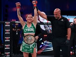 Before we take a look at the main card that airs on showtime, we must first examine the preliminary card which is set to begin at 5:30pm et. Cris Cyborg Knocks Out And Keeps Her Title Again At Bellator 259 Higo Wins Tatame