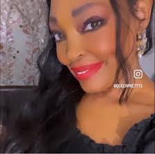 Sharon Powell's Instagram, Twitter & Facebook