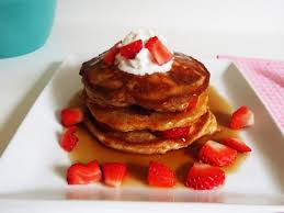 Pancake ini adalah makanan favorit keponakan saya, rafif, selain pizza keju tentunya. 17 Resep Pancake Yang Mudah Enak Dan Lembut Anti Gagal
