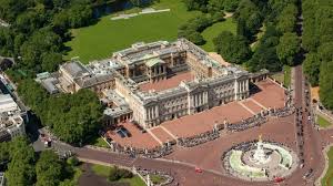 Interesting facts about buckingham palace. Buckingham Palace To Get 369m Refurbishment Bbc News