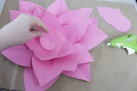 This diy craft takes very less time and its very easy to do. How To Make Large Paper Flowers