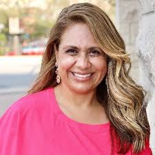 Alysha Glover's Instagram, Twitter & Facebook