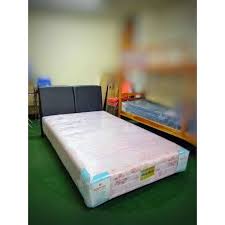 Pembayaran mudah, pengiriman cepat & bisa cicil 0%. Jual Furniture Tempat Tidur Ranjang Single Kasur Matras Divan Dipan Springbed Bed Set Terbaru Juli 2021 Blibli