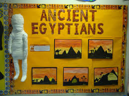 Http Www Barlowsprimary Co Uk Wp Content Uploads 2012 11 Dsc01904 Jpg Ancient Egypt Display Egypt Display Ancient Egypt For Kids