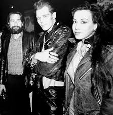 Pearl harbour fashion сейчас здесь: Strummer On Twitter Robert De Niro Paul Simonon And Pearl Harbour London 1983 Https T Co Iosrgkypga Twitter