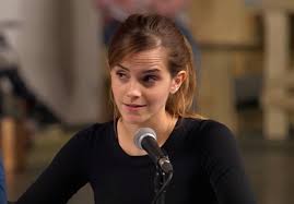Полное имя — эмма шарлотта дьюерре уотсон (emma charlotte duerre watson). Watch Emma Watson As Belle In Beauty And The Beast Table Read Video