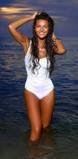Pin By Sarah Walsh On Music Star Movie Star Movie I Love Michelle Keegan Bikini Michelle Keegan Michelle Keegan Hair