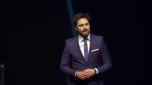 En politique, vous passez votre vie à conquérir le pouvoir et, quand vous l'avez, vous êtes tellement vieux que vous ne. Georges Louis Bouchez Parachute En Bw Le President Du Mr Dement