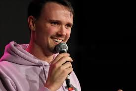 Pop-up comedy series offers stand-up at secret Sonoma County locations