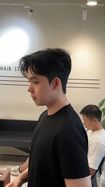 Uốn phồng kiểu Sidepart rủ 6/4 cho anh em tham khảo, _____________,  #EdricHairStudio #Edric #EdricQuan1 #EdricQuan3 #Sidepart #Sidepart64  #UonSidepart #UonPhong #SidepartRủ #SidepartNam
