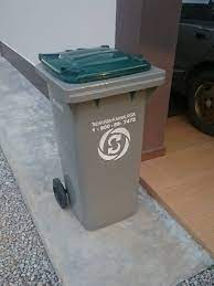Banyak pilihan untuk mendesain taman depan rumah minimalis, mulai dengan pilihan tanaman yang berbeda. Sisa Domestik Cara Mendapatkan Tong Sampah Dari Pihak Berwajib Iaitu Swm