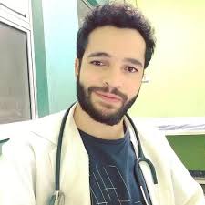 Médico leva pessoas que vivem com HIV pra jantar: "Não as vejo como vírus" 