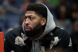 Warriors Notes: Davis Talks, Curry’s Contract, and Trade Updates