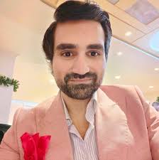 In occasione del suo compleanno, desidero porgere al Presidente della  Repubblica, Sergio Mattarella, i miei più sinceri auguri. È un onore  servire la Patria collaborando con lui, un esempio non solo istituzionale