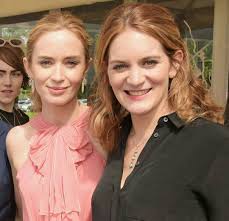 The official trailer for 'your sister's sister' starring mark duplass, emily blunt and rosemarie dewitt. Meet Felicity Blunt Wife Of Stanley Tucci And Sister To Emily Blunt