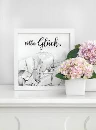 Deswegen wird die traditionelle party mittlerweile oft eine oder sogar zwei wochen vor der eigentlichen hochzeit veranstaltet. Polterabend Geschenk Erinnerungsbild Mit Polterscherben Polterabend Geschenk Geschenk Hochzeit Polterabend