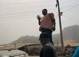Latest on yoruba activist sunday igboho arrest for cotonou and wetin go happun next . Nigerians React As Sunday Igboho Visits Ibarapa Insideoyo Com