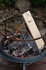 Am Offenen Feuer Gegarter Flammlachs Flammlachs Lachs Steaks Auf Dem Grill