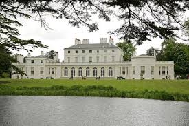 Harry and meghan are reportedly looking for a home in malibu. Frogmore House History And Photos Inside Prince Harry And Meghan Markle S Wedding Reception Venue