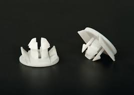 Sur de nombreux supports et parois, il vient masquer d'éventuels défauts. Caches Et Obturateurs Plug11 151 00485 Hellermanntyton