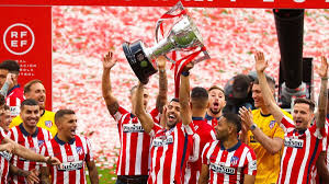 Actualidad, última hora, vídeos, fotos y audios. El Atletico De Madrid Recibe El Trofeo De Campeon De Laliga 2021 2021 Eurosport