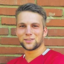 Robin Hofbauer's Instagram, Twitter & Facebook