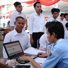 Pada cpns sebelumnya, kemenkumham membuka 3532 formasi untuk cpns lulusan sma smk dan yang sederajat. Cpns 2021 Bakal Dibuka April Simak Dulu Cara Daftarnya Bisnis Liputan6 Com