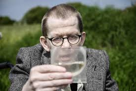 Bent forkæler frøer med sin opsparing