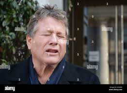 Leaving ireland hi-res stock photography and images