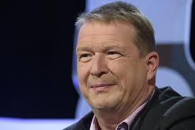 Incroyable à Liège : même pas encore mis en circulation, le tram a déjà été  vandalisé ! « Ce genre de geste sera sévèrement jugé »