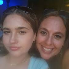 Lauren Roach (laurelynoles)