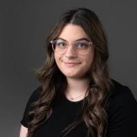 Chloe Hull's Instagram, Twitter & Facebook