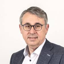 Met heel veel plezier kijk ik terug op de afgelopen 4 ½ jaar bij HCS! Met  bijna 500 betrokken collega's en onze inspirerende klanten hebben we HCS op  de kaart gezet. Ik