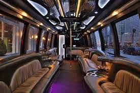 Party Bus Chicago Party Bus With A Restroom Chicago Il Rent A Party Bus With A Restroom In Chicago For Your Group L Party Bus Party Bus Rental Bus Interior