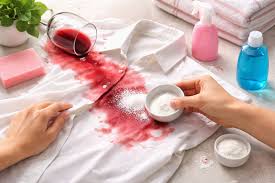 Χρήσιμες συμβουλές για λεκέδες από κρασί – πώς να τους καθαρίσετε