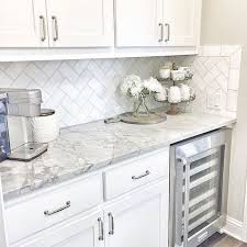 19 Top Choices Of Granite Countertops With White Cabinets Grey Backsplash Id Backsplash For White Cabinets Granite Countertops Kitchen Gray Kitchen Backsplash