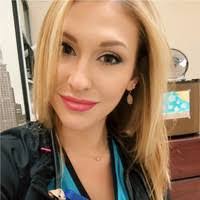 Heather Vanhooser's Instagram, Twitter & Facebook