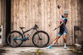 Rissveds passed neff and powered on to take second while stigger held on for third while the. Jolanda Neff On Twitter Ohh What Do We Have Here Brand New Kit For Trekfactoryxc Good News For You Our Official Kit Is For Sale For The First Time Ever
