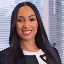 Lindsey Ray Email & Phone Number