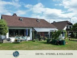 Haus zum kauf in oberkotzau. Gepflegtes Einfamilienhaus In Bevorzugter Wohnlage Mit Sonnigem Gartengrundstuck Und 2 Garagen Ruhige O Einfamilienhaus Kaufen Gartengrundstuck Einfamilienhaus