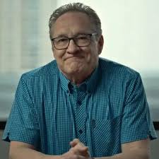 This week, writer-director Laura Chinn joins the show to discuss how during  the rise of a million crypto companies, a life-time scammer from Miami,  Florida entered the race and made out with