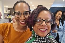 Ashley Sholar's Instagram, Twitter & Facebook