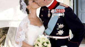 Es sind nicht viele unterlagen oder vorbereitungen nötig, um zu heiraten in dänemark. Danisches Konigshaus Kaiserwetter Bei Joachims Zweiter Prinzen Hochzeit Menschen Faz
