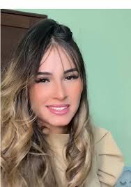 Os vídeos de Biia💫 (@_thaynabeatriz_) com som original